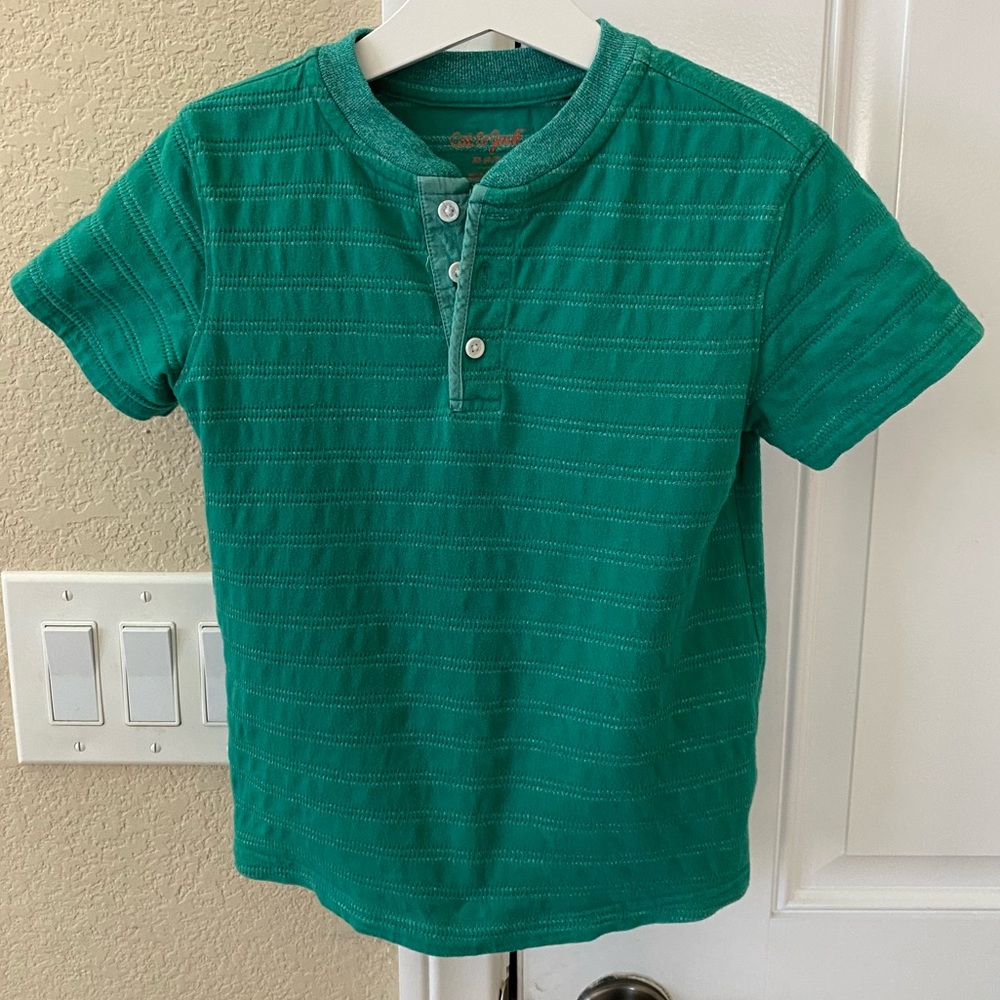 Boys Cat & Jack Green Short-Sleeved Tee Size 4/5